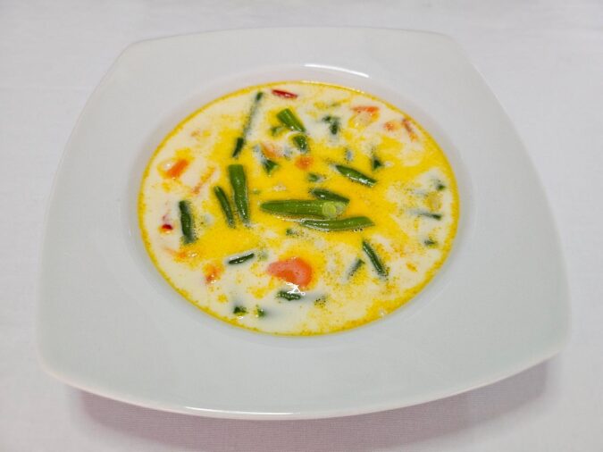 CIORBĂ DE FASOLE VERDE DREASĂ